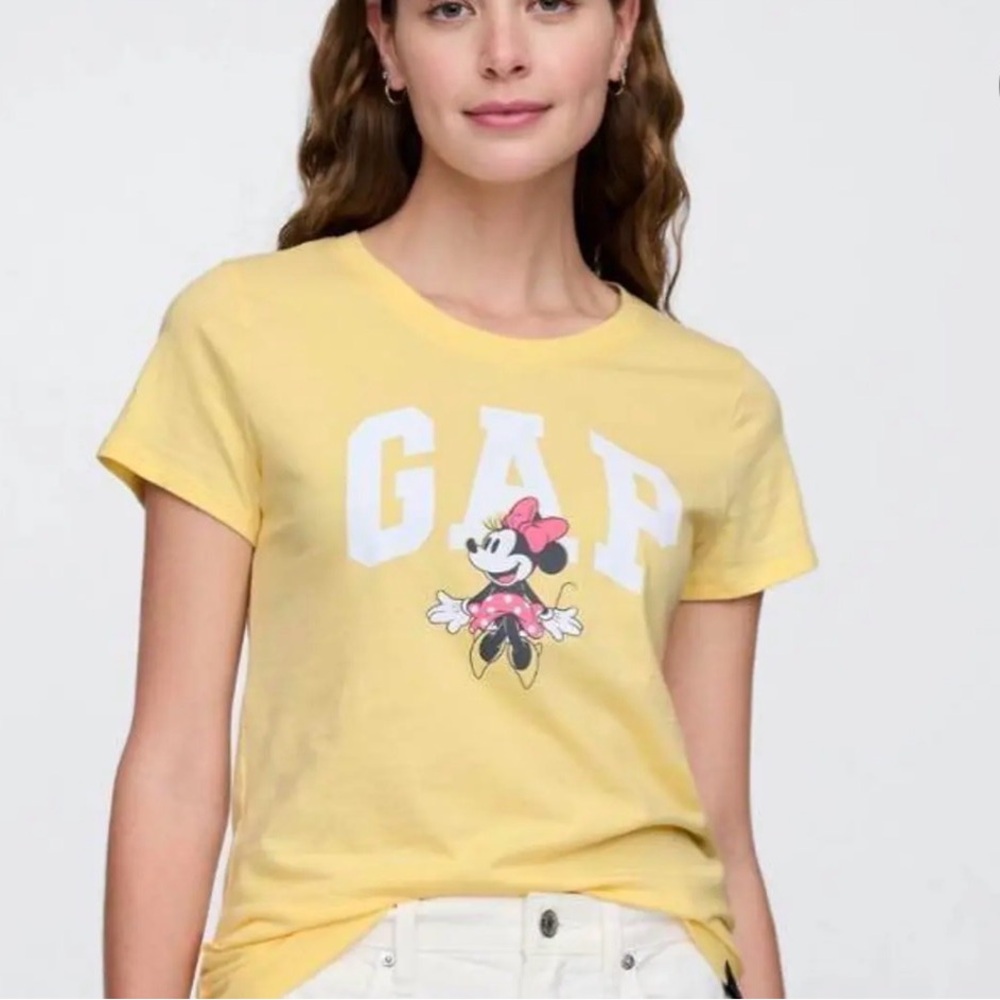 GAP x Minnie Mouse Yellow T-Shirt with Matching Shorts